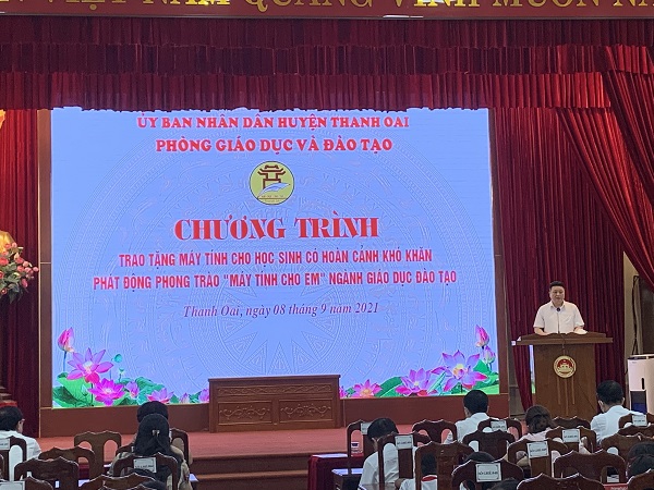 Bí Thư Huyện uỷ Huyện Thanh Oai phát biểu tại chương trình